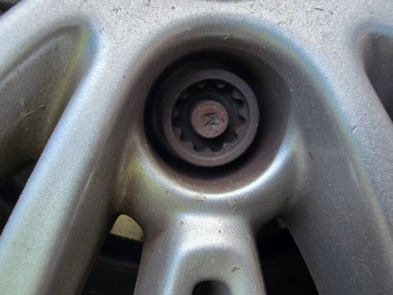 Vauxhall Astra wheel locking nut key replacement