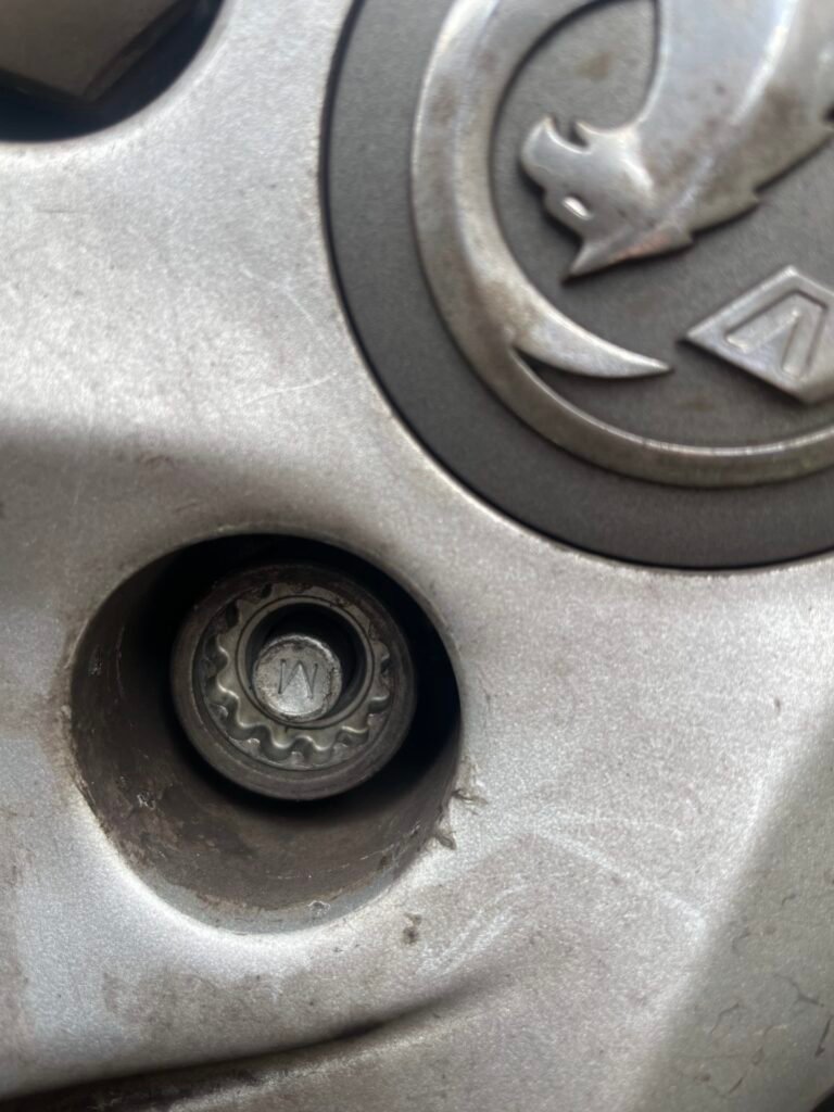 Vauxhall Astra wheel locking nut key replacement