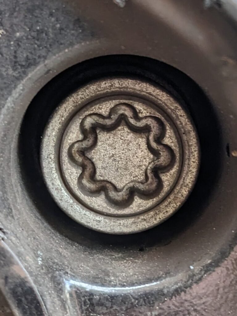 Vauxhall Corsa E wheel locking nut key replacement