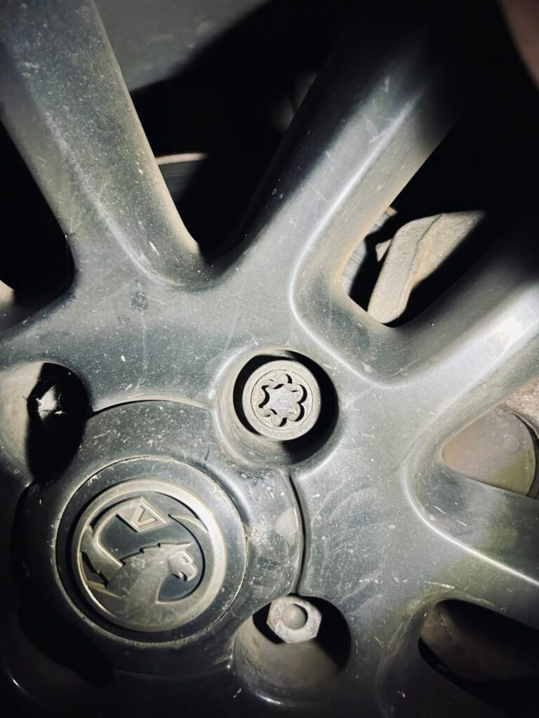 Vauxhall Corsa wheel locking nut key replacement