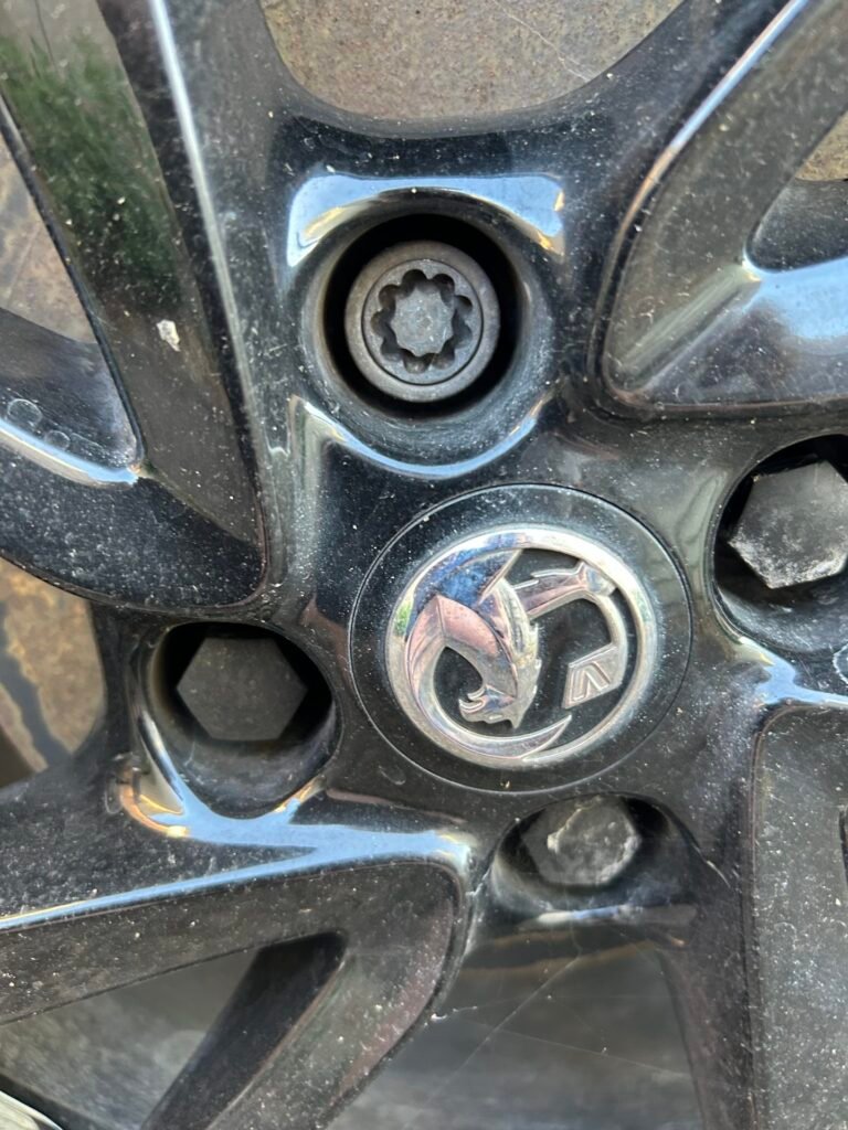 Vauxhall Ecoflex corsa wheel locking nut key replacement