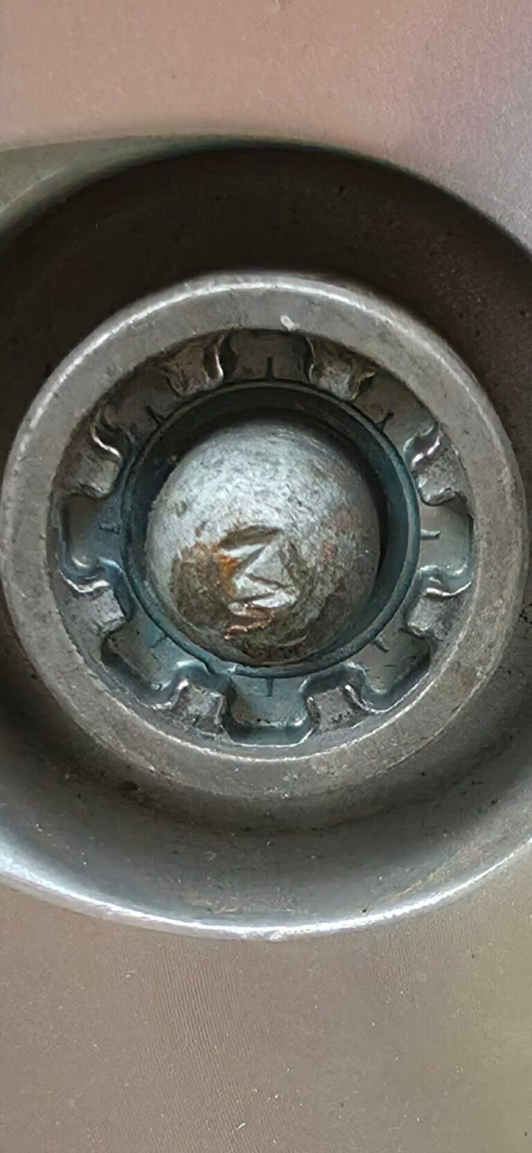Vauxhall Insignia wheel locking nut key replacement