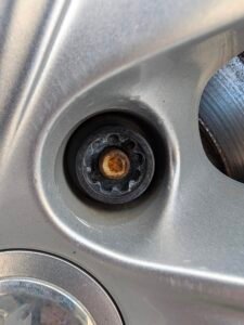Vauxhall Insignia wheel locking nut key replacement