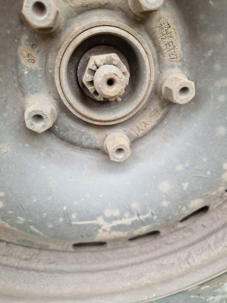 Vauxhall Meriva wheel locking nut key replacement