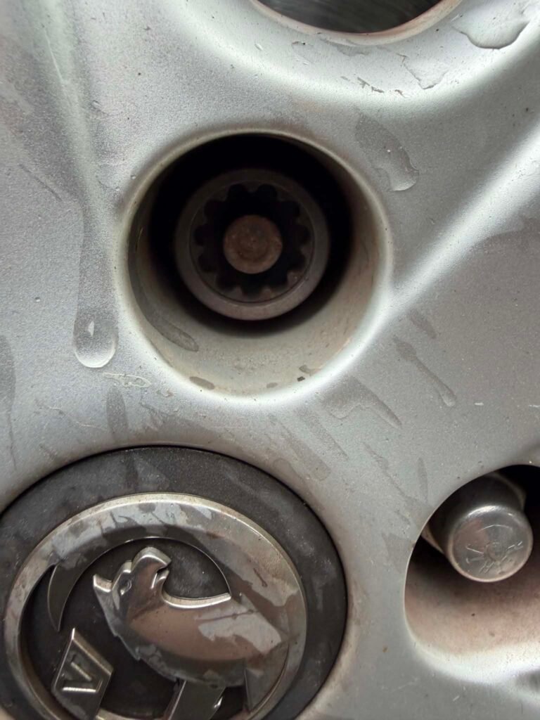 Vauxhall Mokka wheel locking nut key replacement