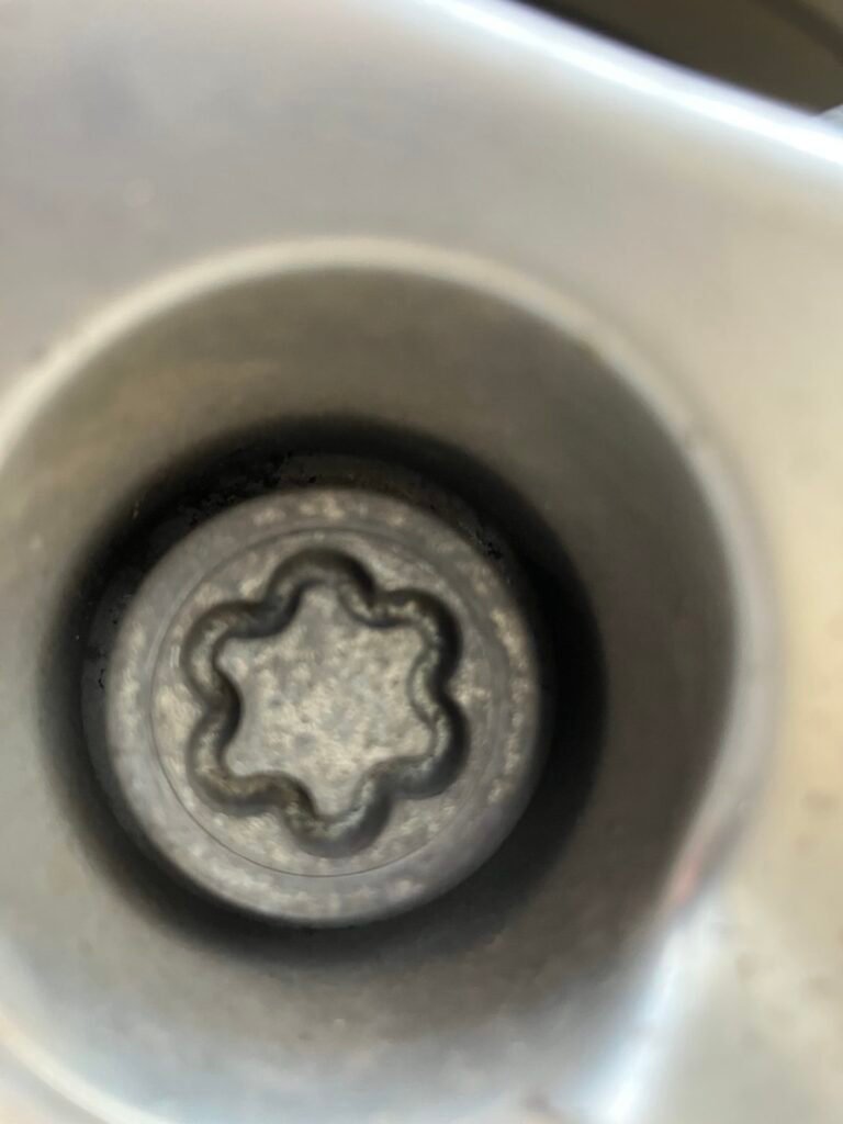 Vauxhall Tigra wheel locking nut key replacement