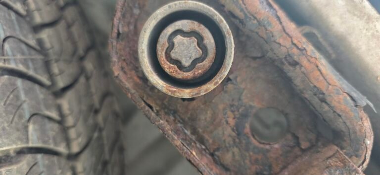 Vauxhall Vivaro wheel locking nut key replacement