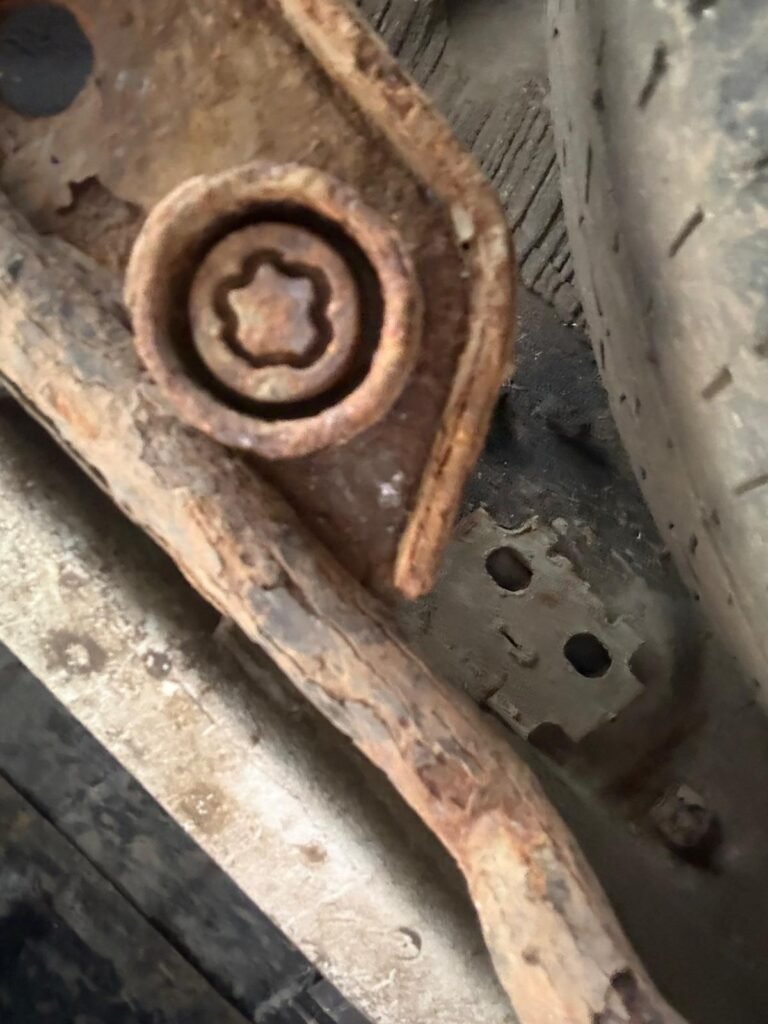 Vauxhall Vivaro wheel locking nut key replacement
