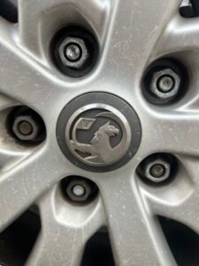 Vauxhall Astra locking lug nut