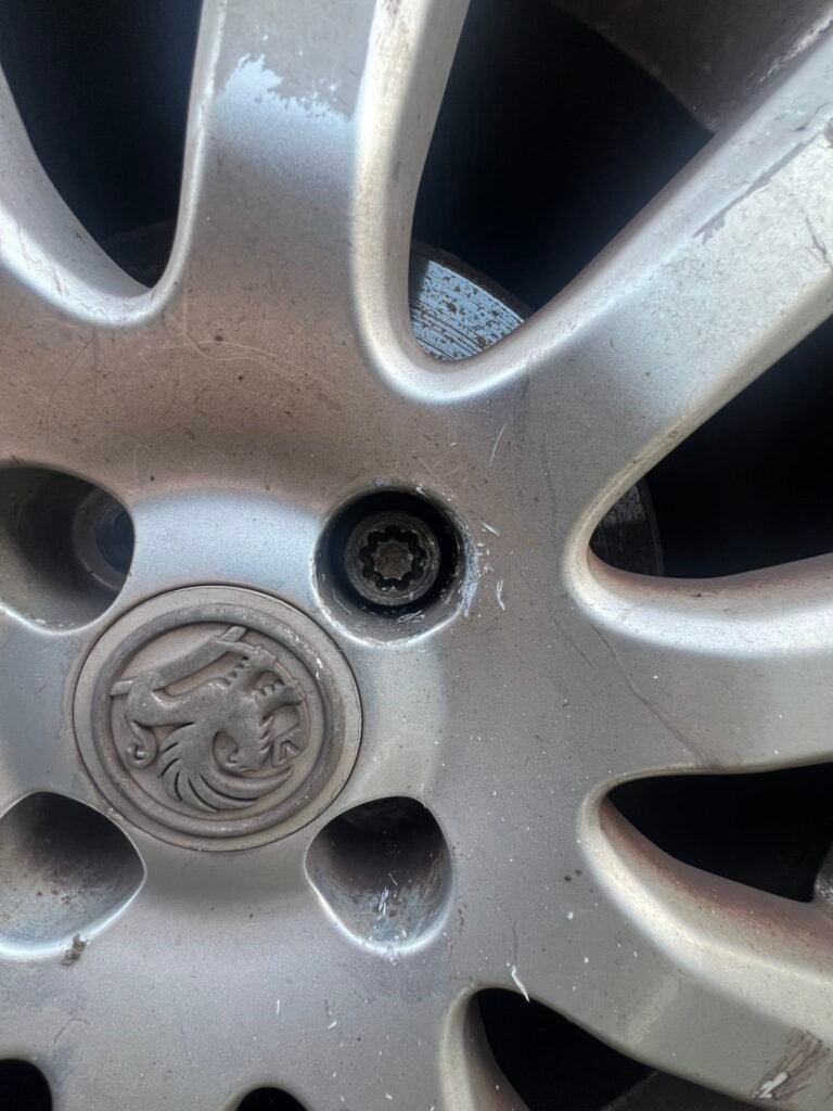 Vauxhall Astra wheel locking nut