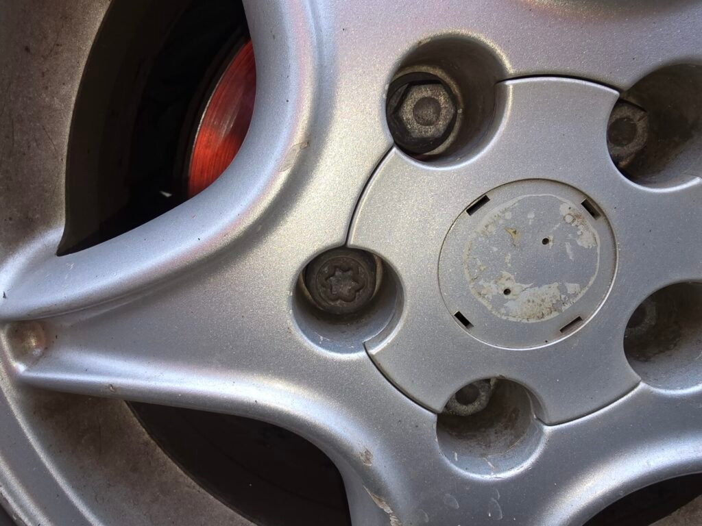 Vauxhall Calibra wheel locking key