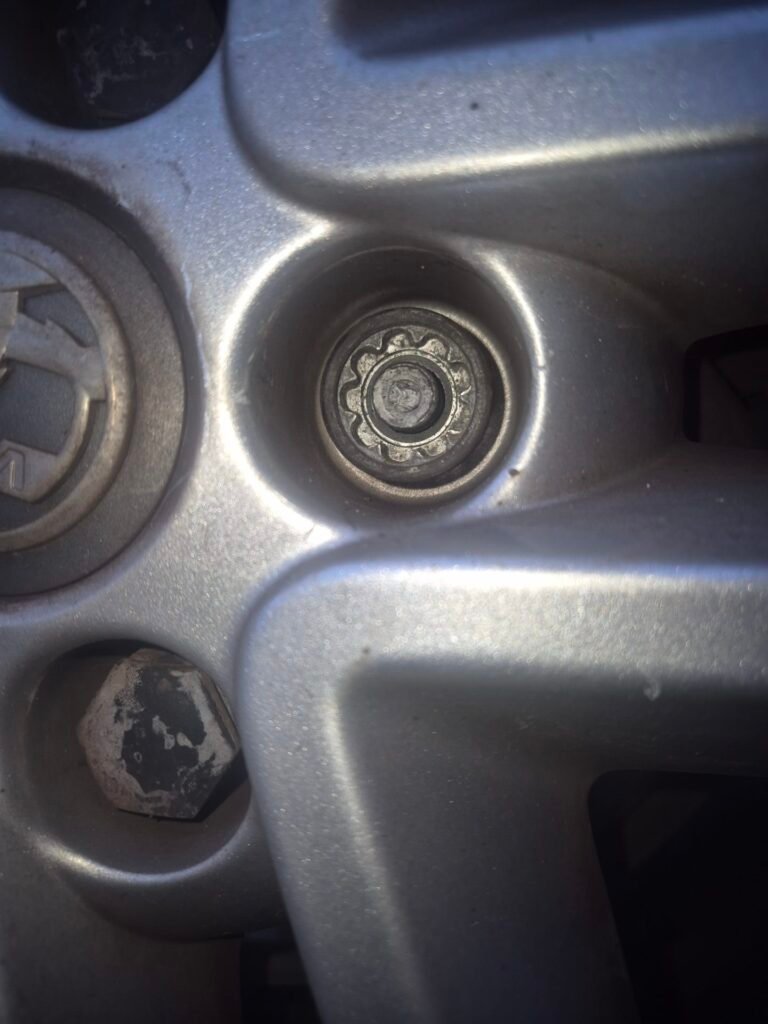 Vauxhall Mokka wheel locking key