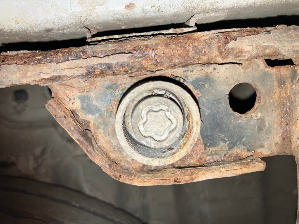 Vauxhall Vivaro lug nut key