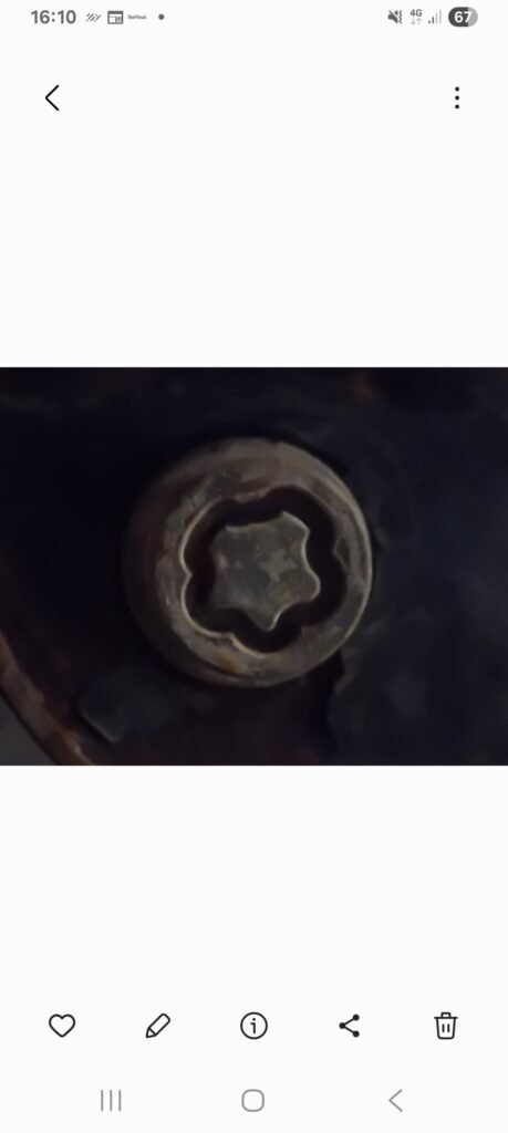 Vauxhall Vivaro 2017 wheel locking key