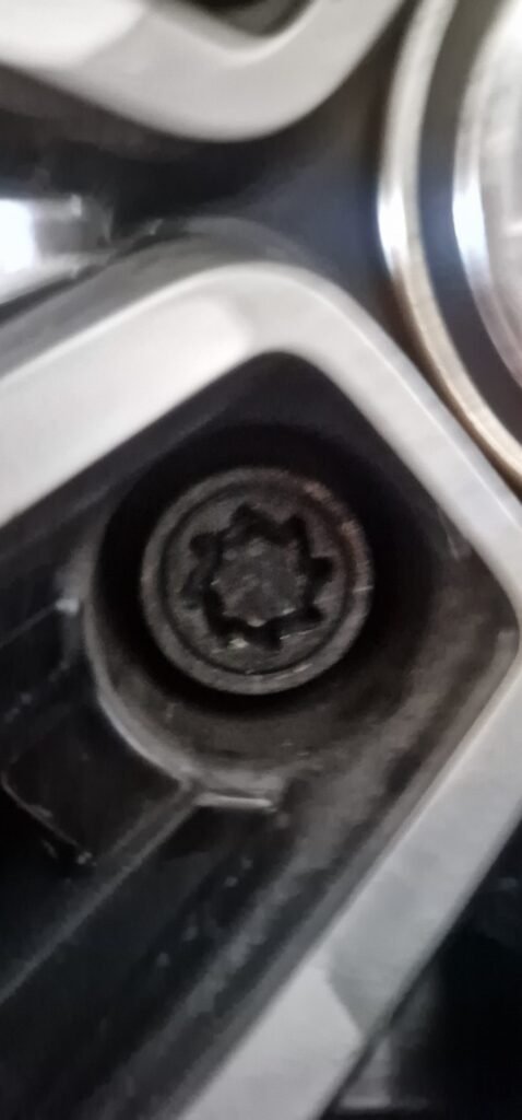 Volkswagen Golf GTD TDI wheel locking nut key replacement