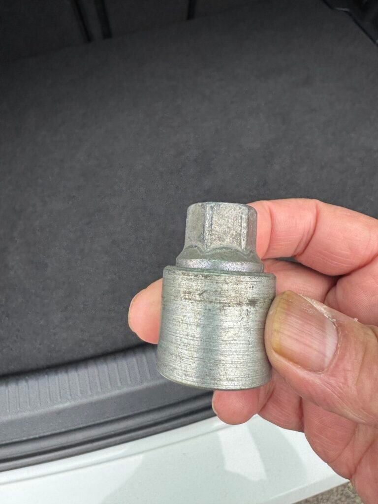 Volkswagen Golf GTI wheel locking nut key replacement