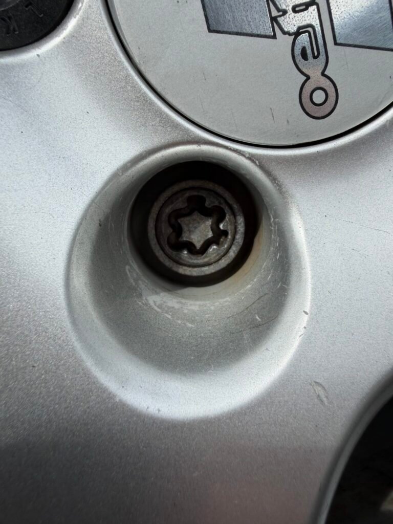 Volkswagen Golf wheel locking nut key replacement