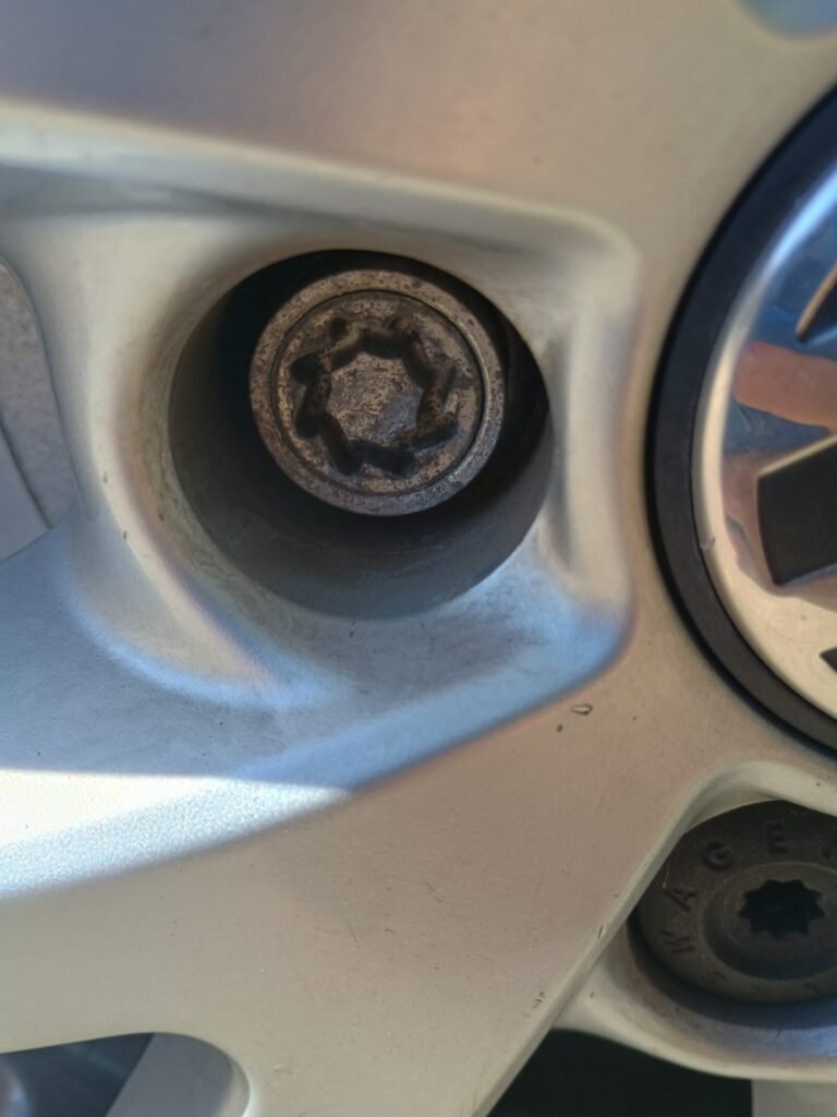 Volkswagen Jetta wheel locking nut key replacement