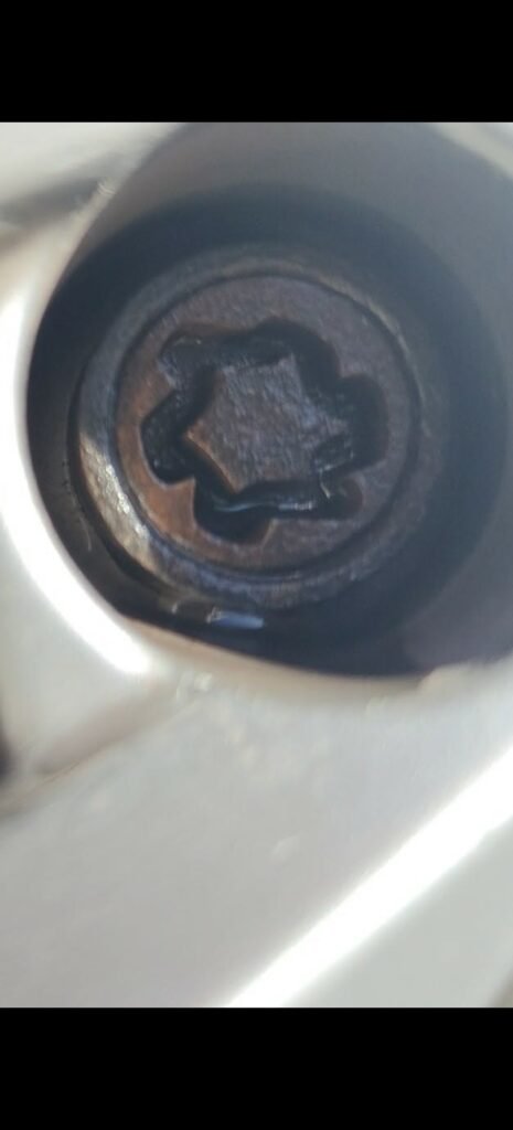 Volkswagen Passat wheel locking nut key replacement