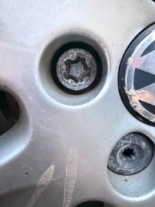 Volkswagen Polo wheel locking nut key replacement