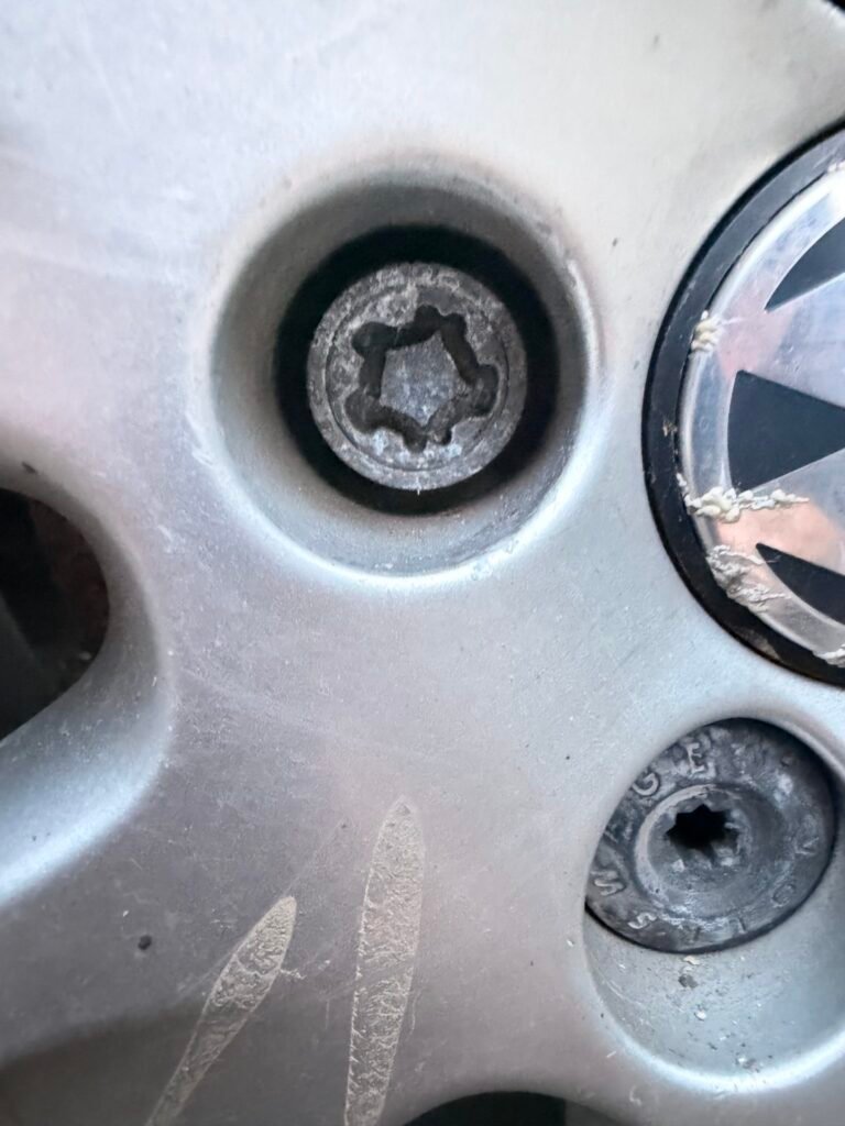 Volkswagen Polo wheel locking nut key replacement