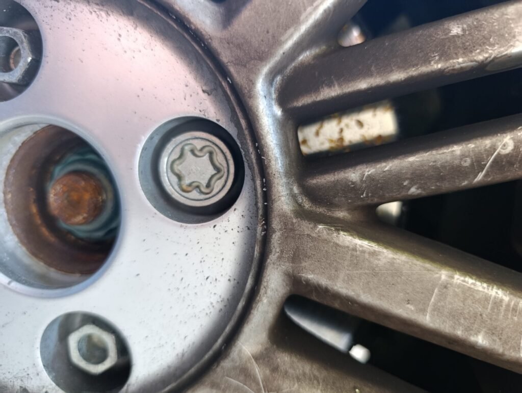 Volkswagen UP wheel locking nut key replacement