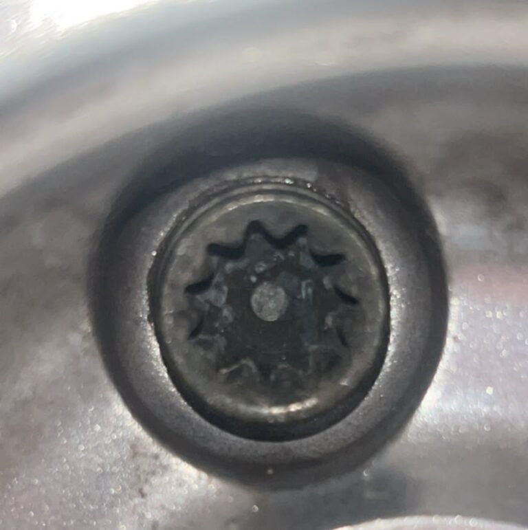 Volkswagon Polo wheel locking nut key replacement