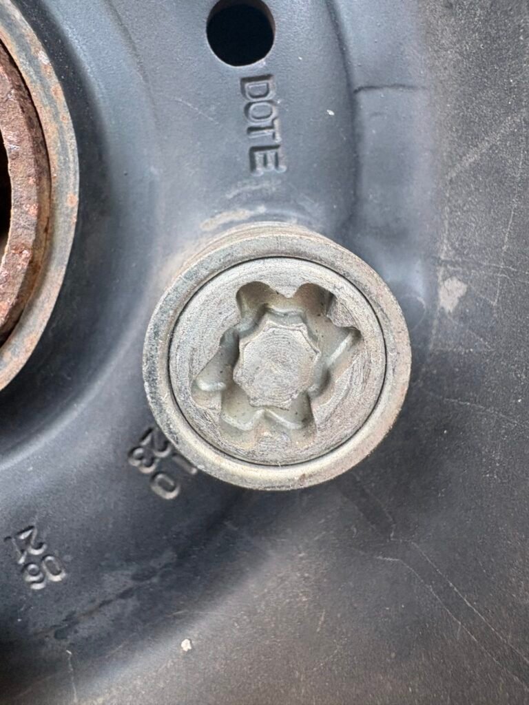 Volkwagen Id4 wheel locking nut key replacement