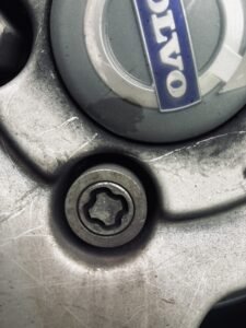Volvo C30 wheel locking nut key replacement