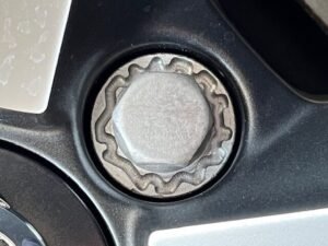 Volvo XC40 2026 wheel locking nut key replacement
