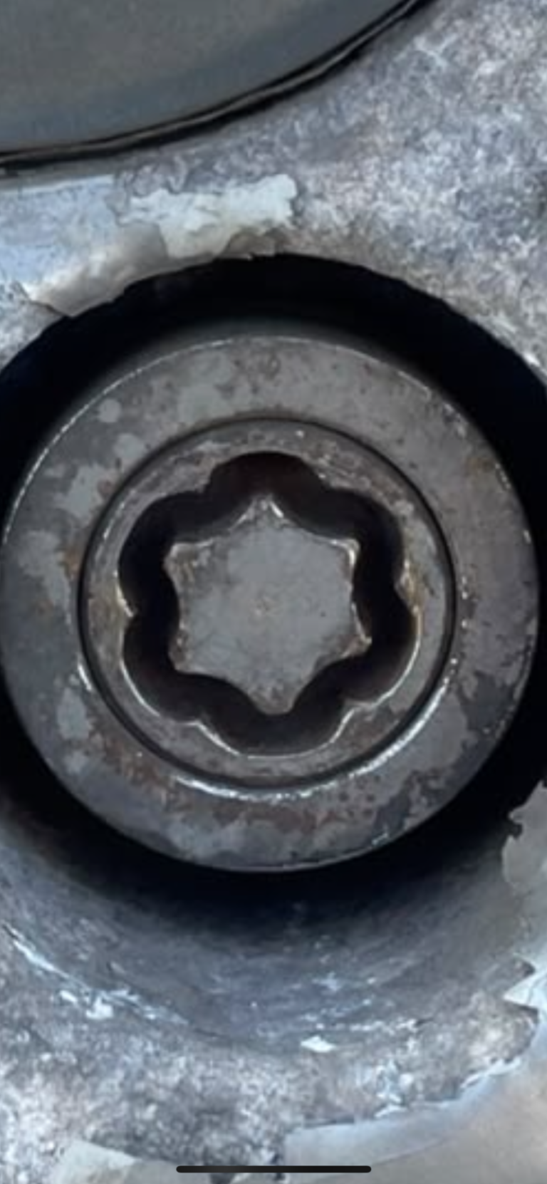Volvo Xc60 wheel locking nut key replacement