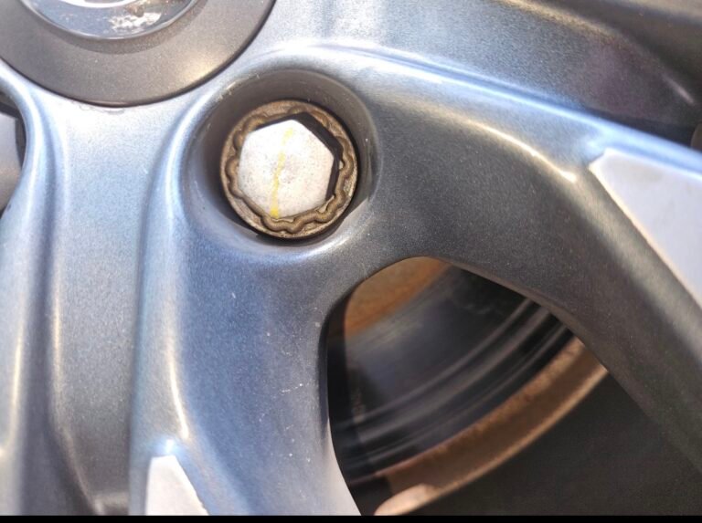 Volvo XC90 wheel locking nut key replacement