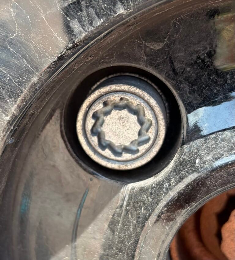 VW Beetle (2016) wheel locking nut key replacement
