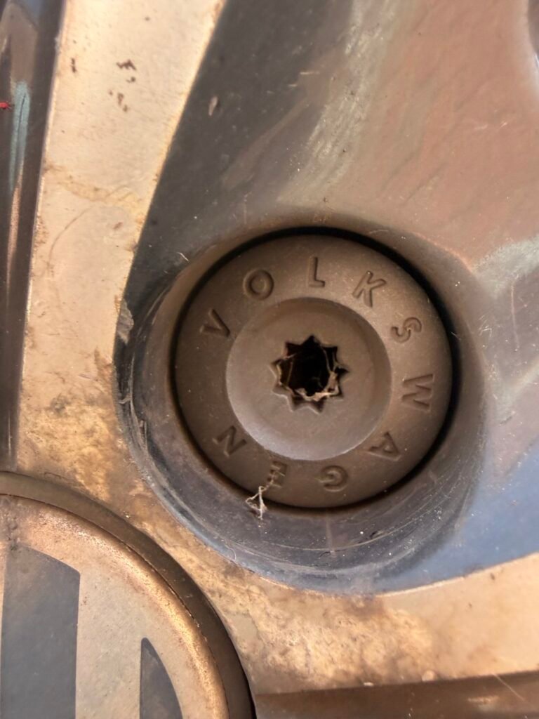 Vw Polo wheel locking nut key replacement