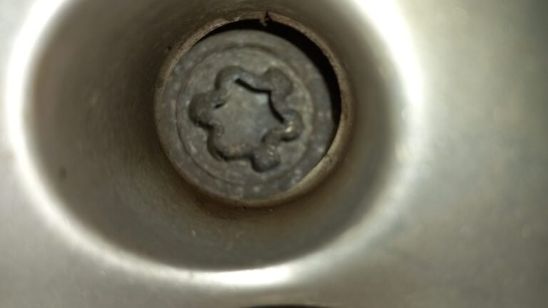 VW Polo wheel locking nut key replacement