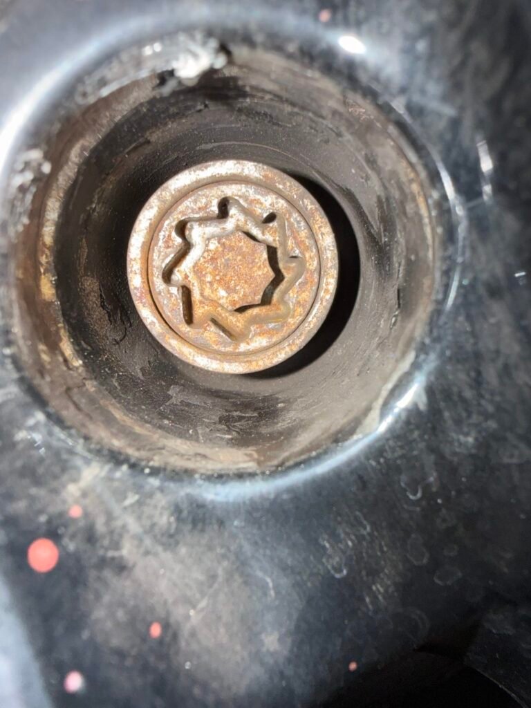 VW Touareg wheel locking nut key replacement