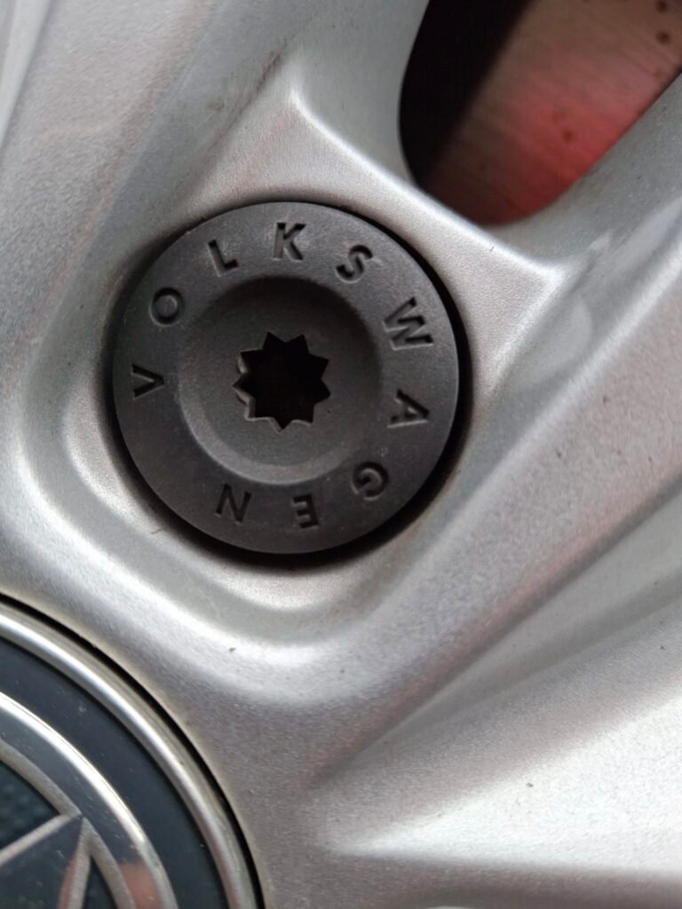 VW VW Transporter T6.1 wheel locking nut key replacement
