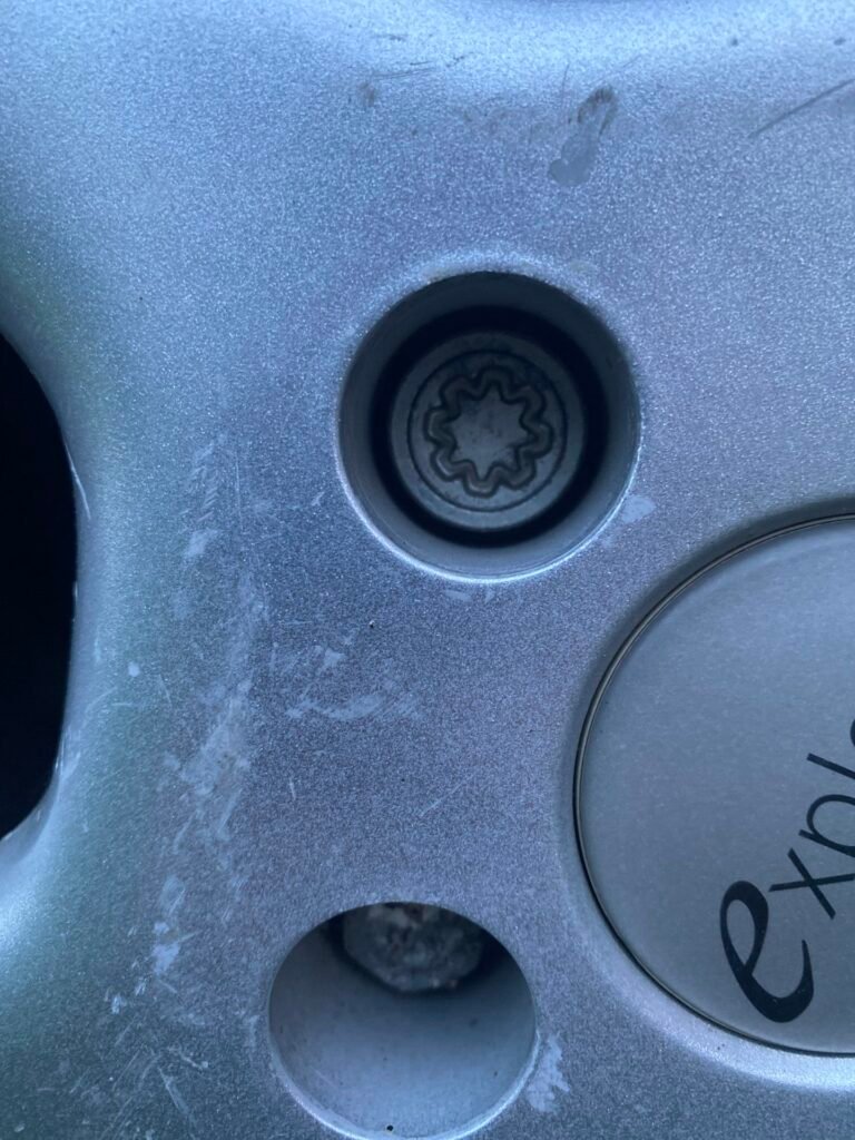 Xscape caravan Caravan wheel locking nut key replacement